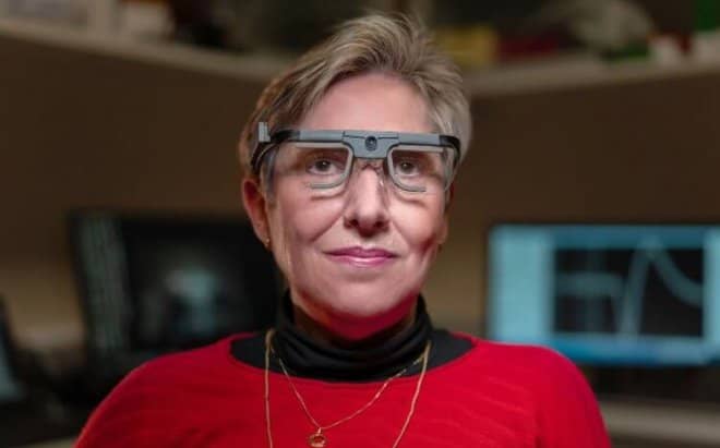 Brain implant gives blind woman artificial vision